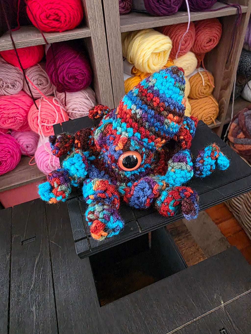 Beaded Detailed Handheld Octopus